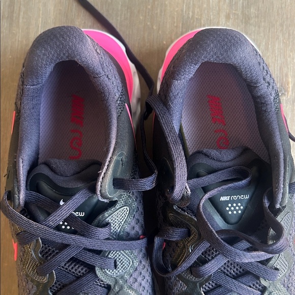 Nike Renew Blue Pink Athletic Trainer Sneakers 
Women’s size 8.5 - Picture 15 of 16
